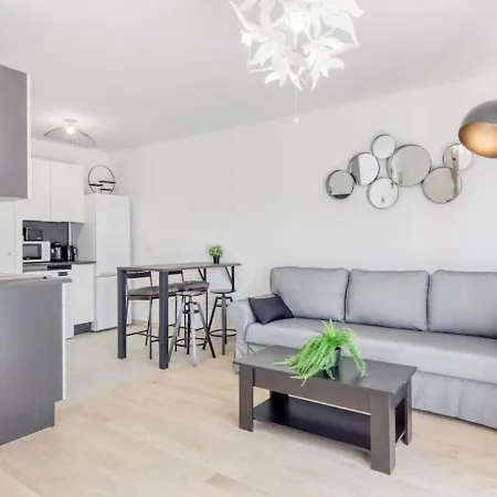 Apartman 3 Pieces Standing 70 M² - Rer B 20 Min Paris *