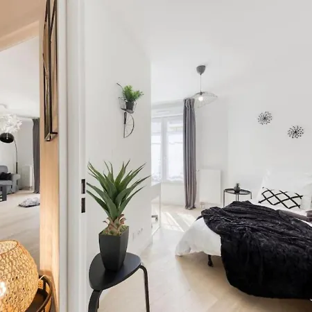 Apartment 3 Pieces Standing 70 M² - Rer B 20 Min Paris *